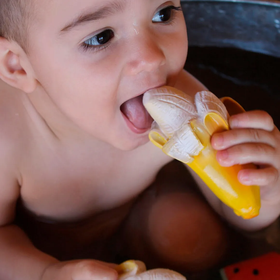 Ana Banana Teether by Oli & Carol