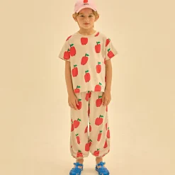 Apple T-Shirt in Light Grey by Jelly Mallow
