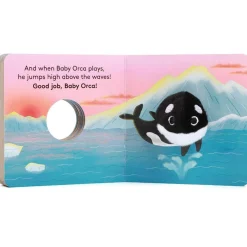 Baby Orca: Finger Puppet Book by Yu-Hsuan Huang