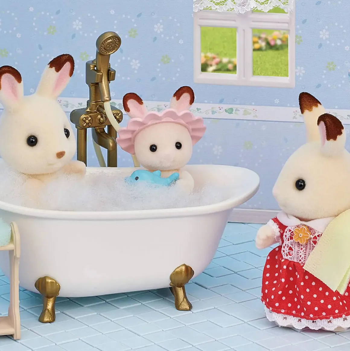Bath and Shower Set by Sylvanian Families