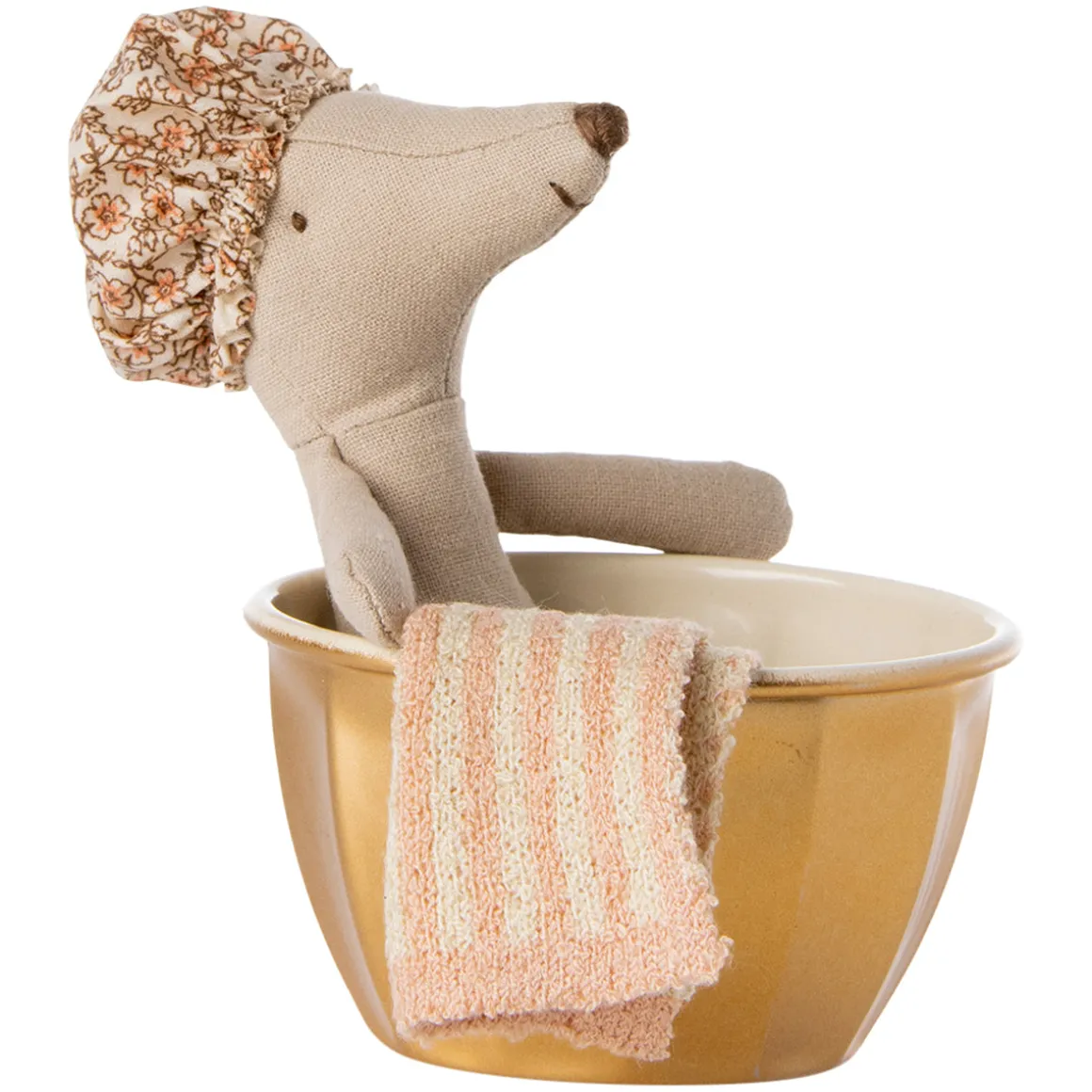 Big Sister Wellness Mouse by Maileg