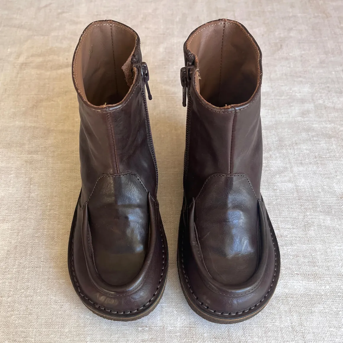 Charles Ankle Boots in Dark Brown by PèPè