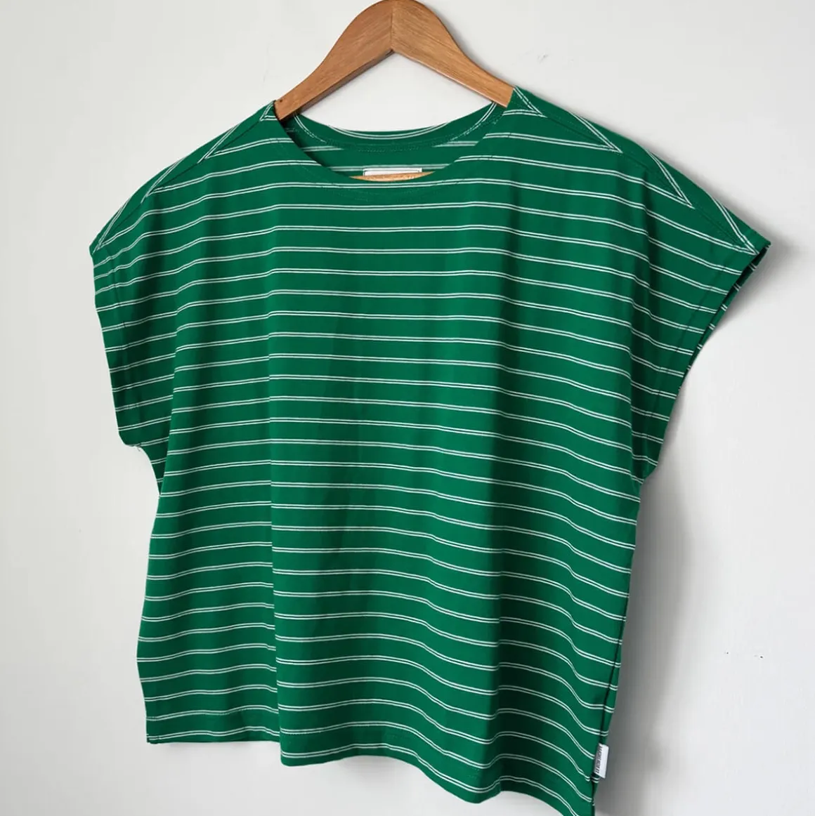 Cherie Tee in Green / White by Le Bon Shoppe