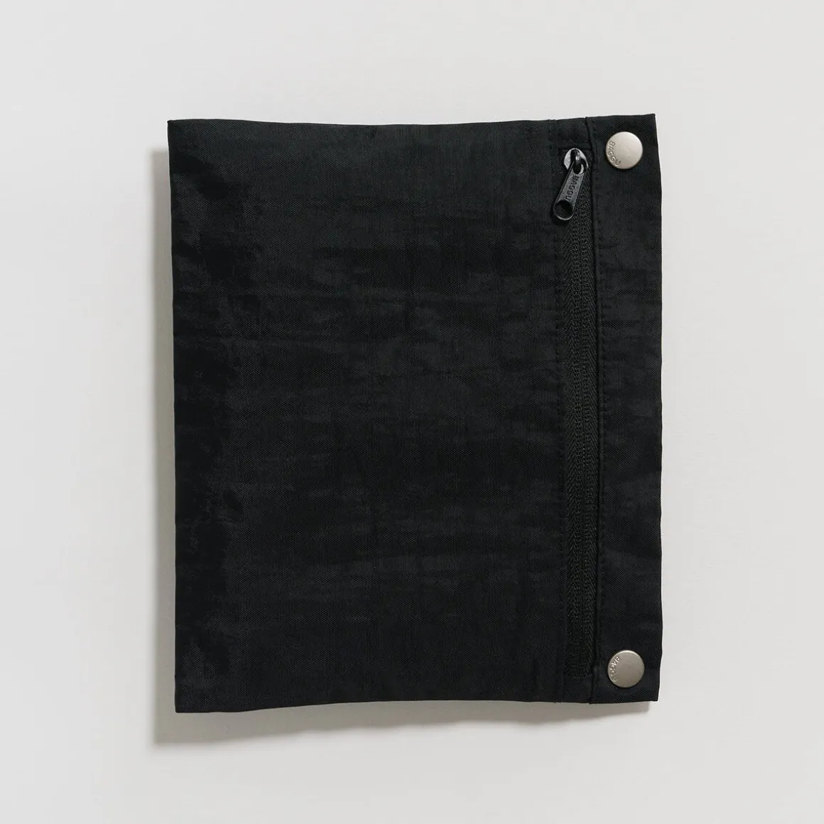 Cloud Bag in Black by Baggu