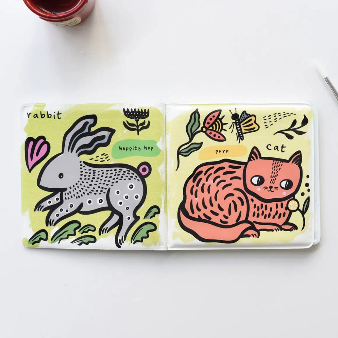 Colour Me: Who's Loves Pets? Baby's First Bath Book By Wee Gallery