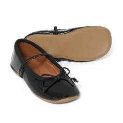 Darlyn Patent Leather Ballet Slippers in Black by PèPè