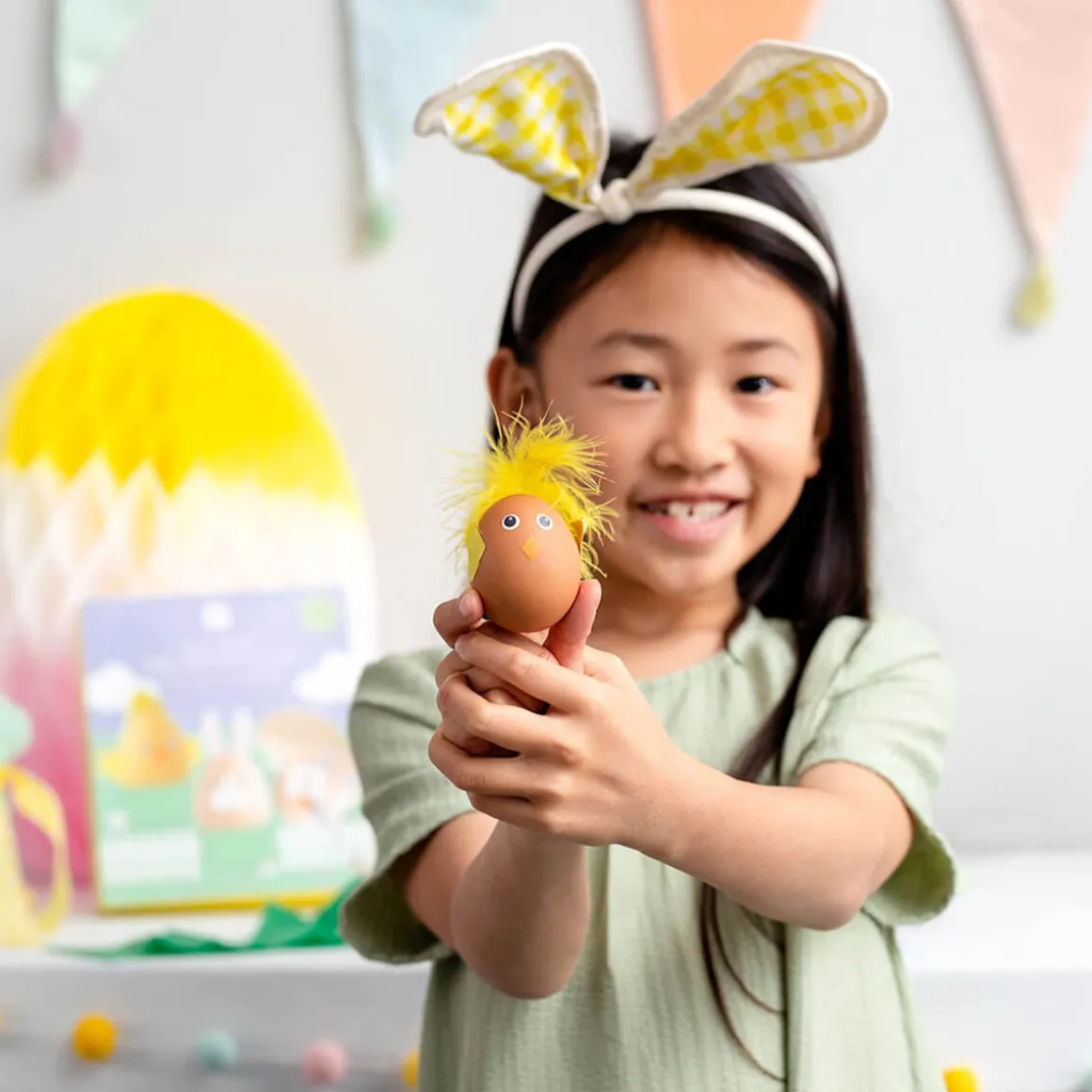 Easy Easter Egg Decorating Kit by Talking Tables