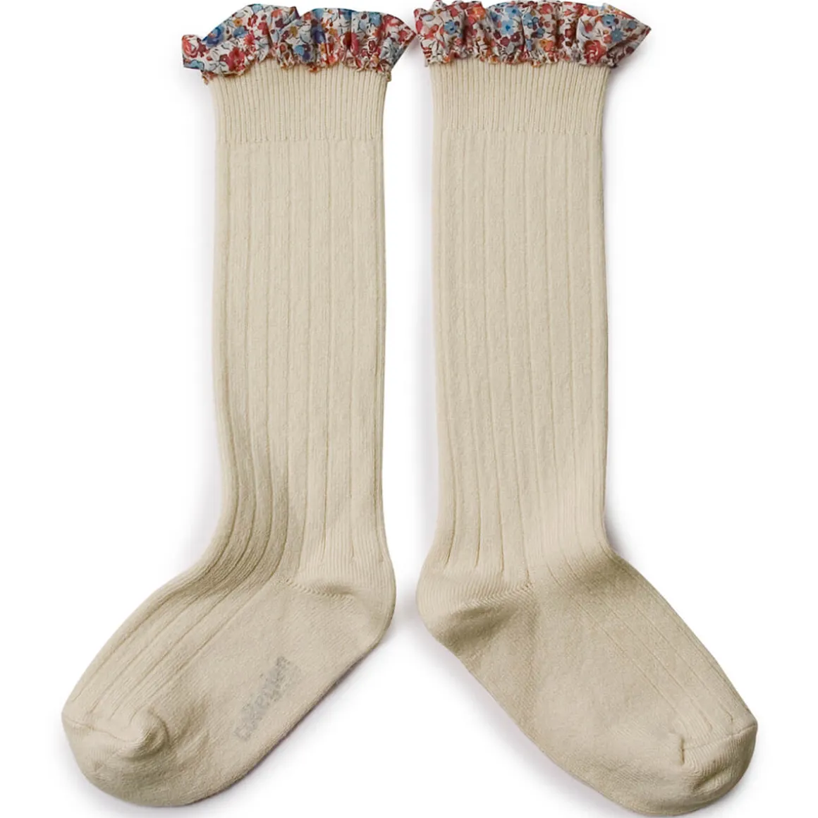 Elizabeth Liberty Ruffle Ribbed Knee High Socks in Doux Agneaux by Collegien