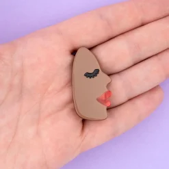 Face Hair Clip in Black by Coucou Suzette