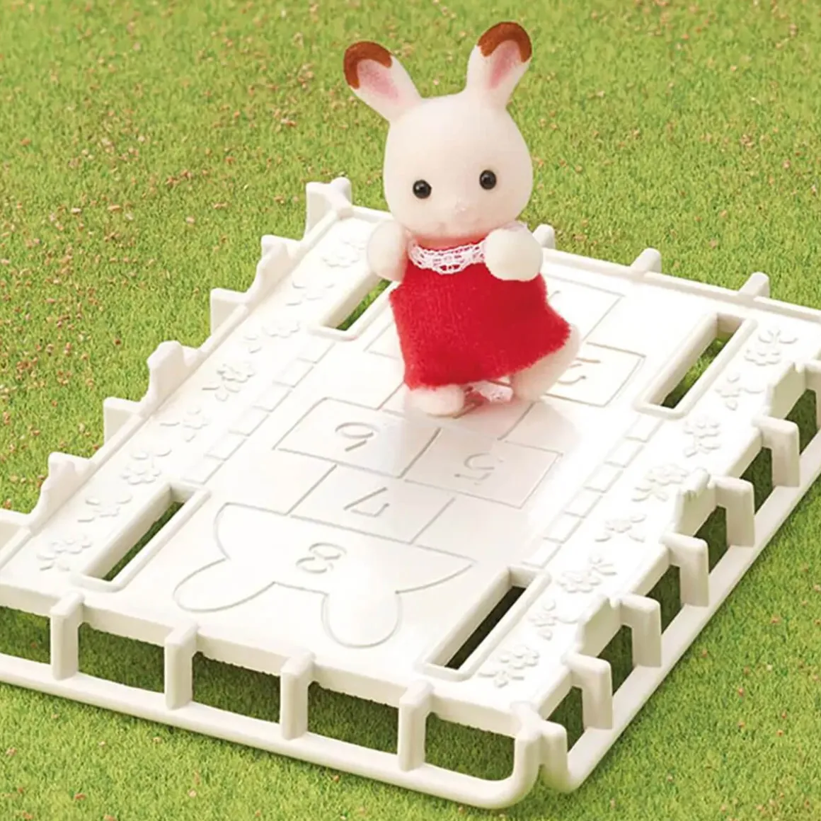 Family Picnic Van by Sylvanian Families