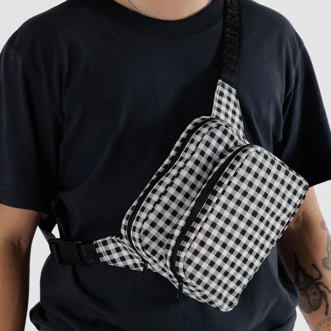 Fanny Pack in Black And White Gingham by Baggu