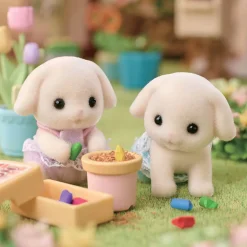 Flora Rabbit Twins by Sylvanian Families
