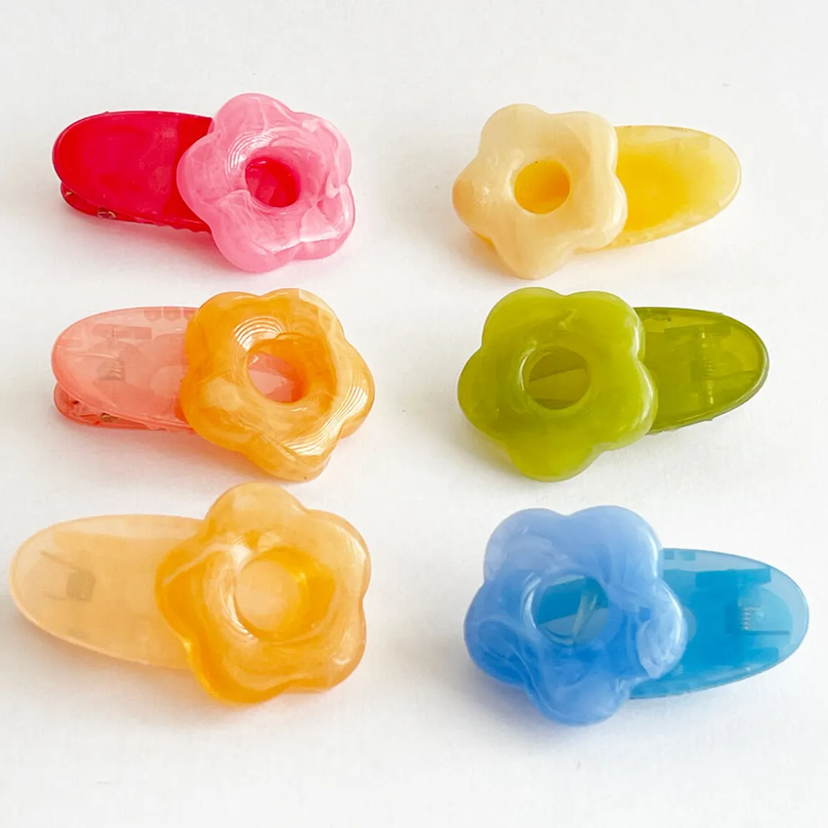 Flower Power Mini Hair Clip in Various Colours by Hello Sakura