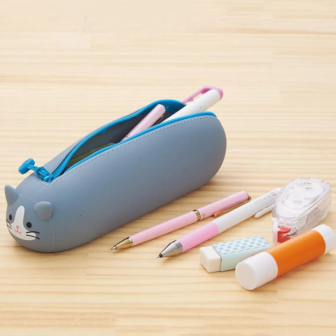 Grey Tuxedo Cat PuniLabo Lying Pen Pouch by Lihit Lab