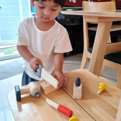 Handy Carpenter Set by PlanToys