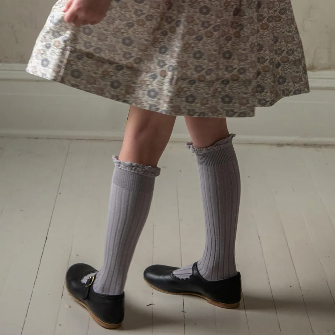 Josephine Lace Trim Ribbed Knee High Socks in Jour de Pluie by Collegien