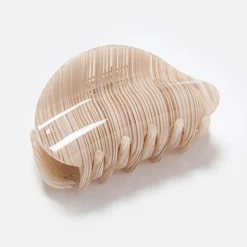 Juno Hair Claw in Oak by Chunks