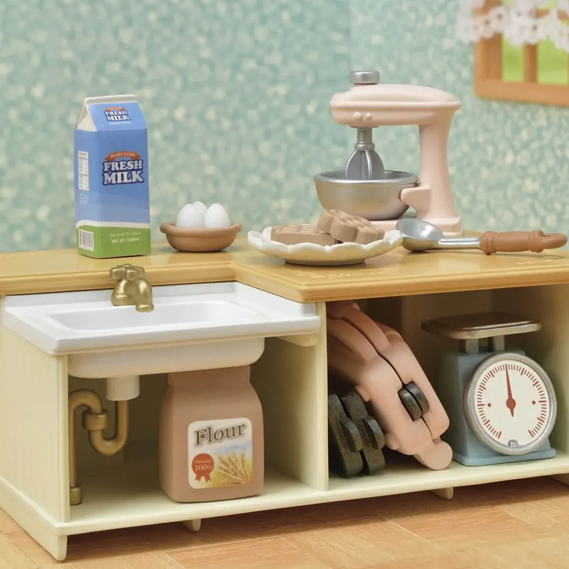 Kitchen Island by Sylvanian Families
