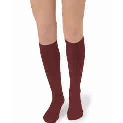 La Haute Ribbed Knee High Socks in Châtaigne by Collegien