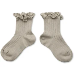 Lili Lace Trim Ribbed Ankle Socks in Gris Perle by Collegien