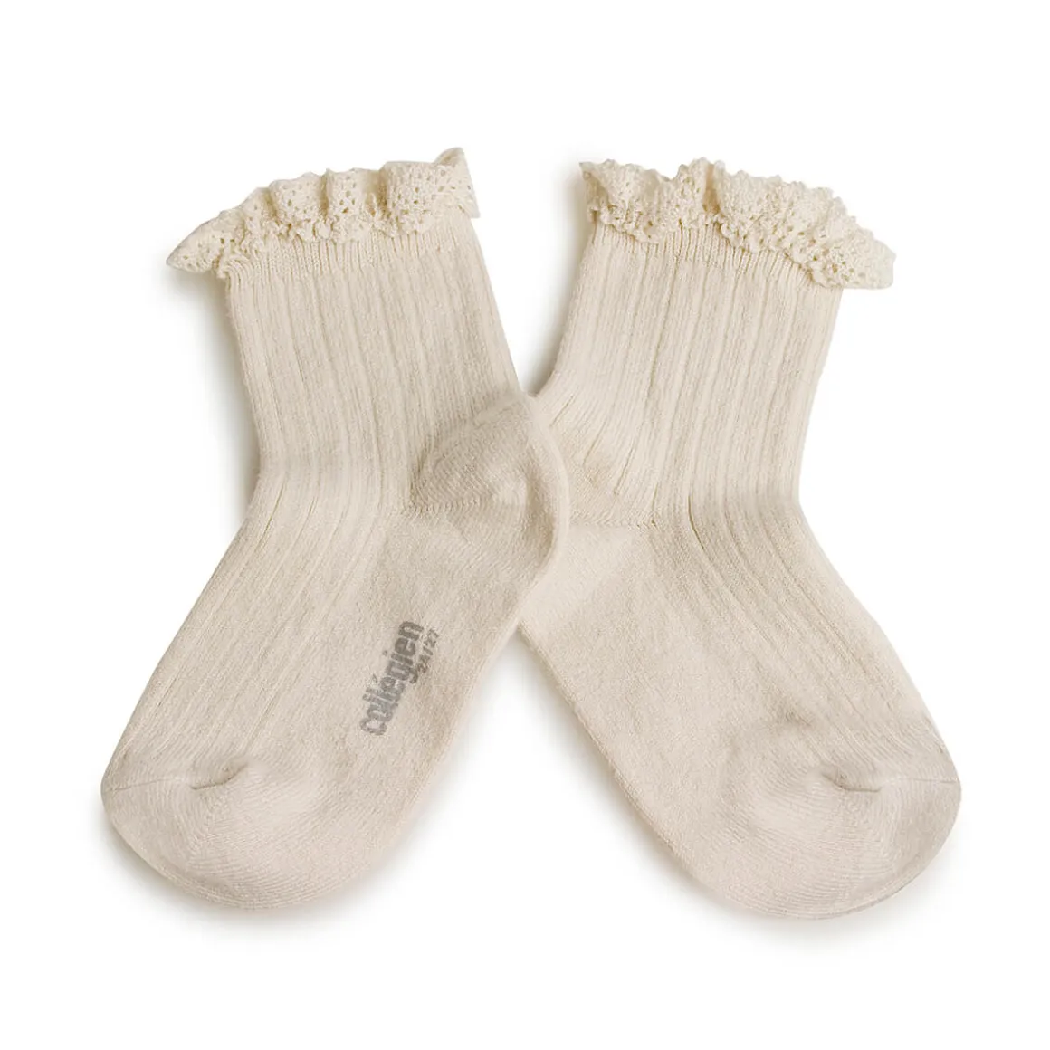Lili Lace Trim Ribbed Ankle Socks in Doux Agneaux by Collegien