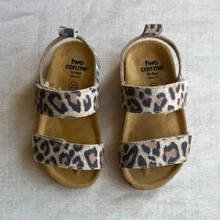 Loris Velcro Sandals in Jaguar by PèPè