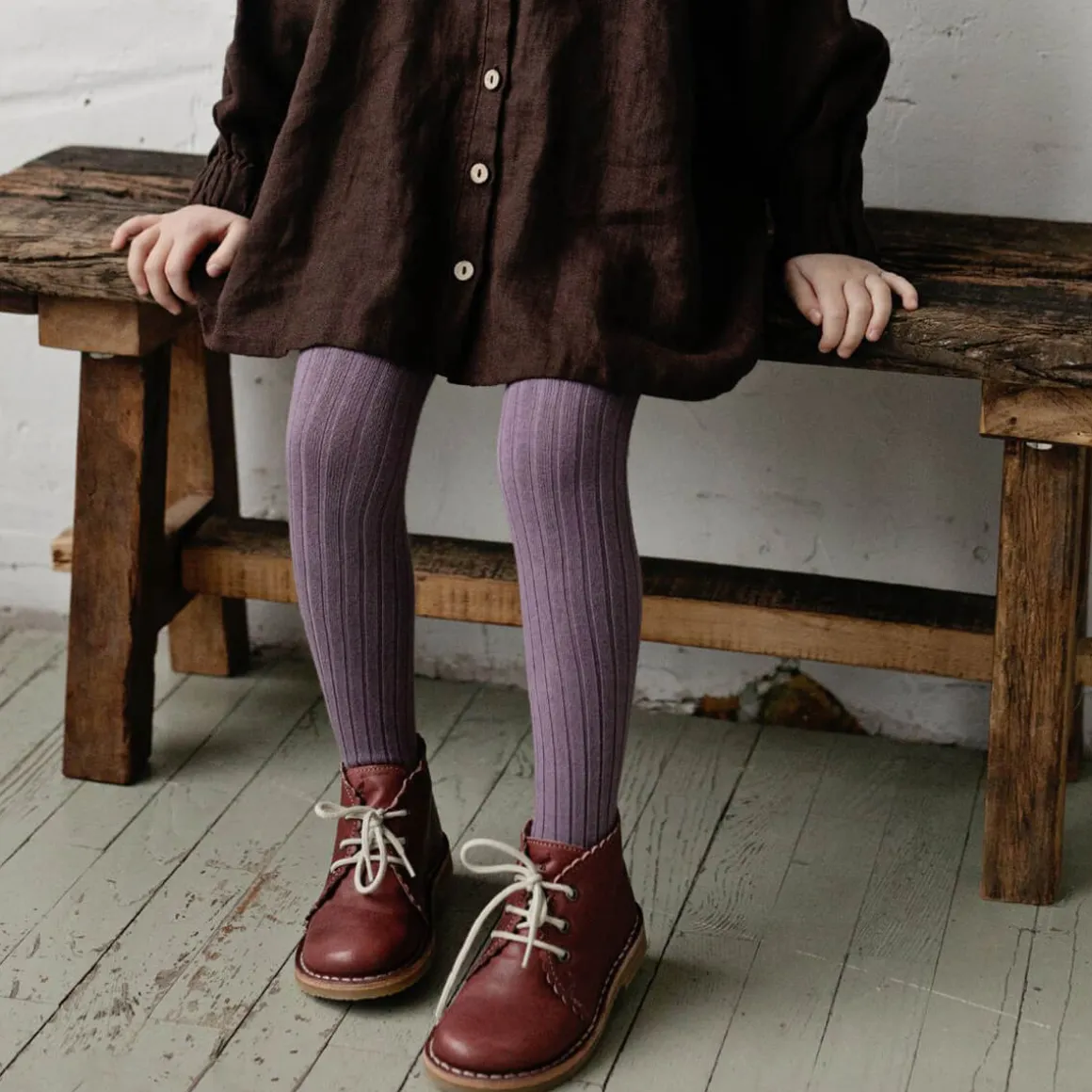 Louise Ribbed Tights in Glycine Du Japon by Collegien
