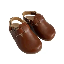 Lucio Leather Clogs in Cacao by PèPè