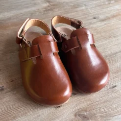 Lucio Leather Clogs in Cacao by PèPè