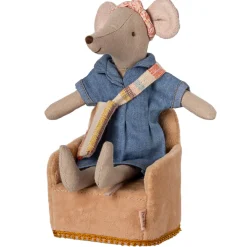 Mouse Chair in Powder by Maileg