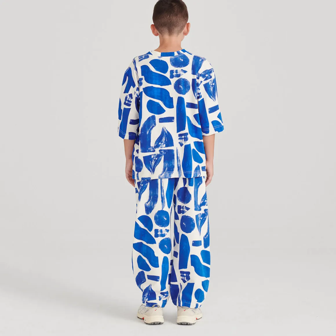 Papier Collé Bleu Sweatpants by True Artist