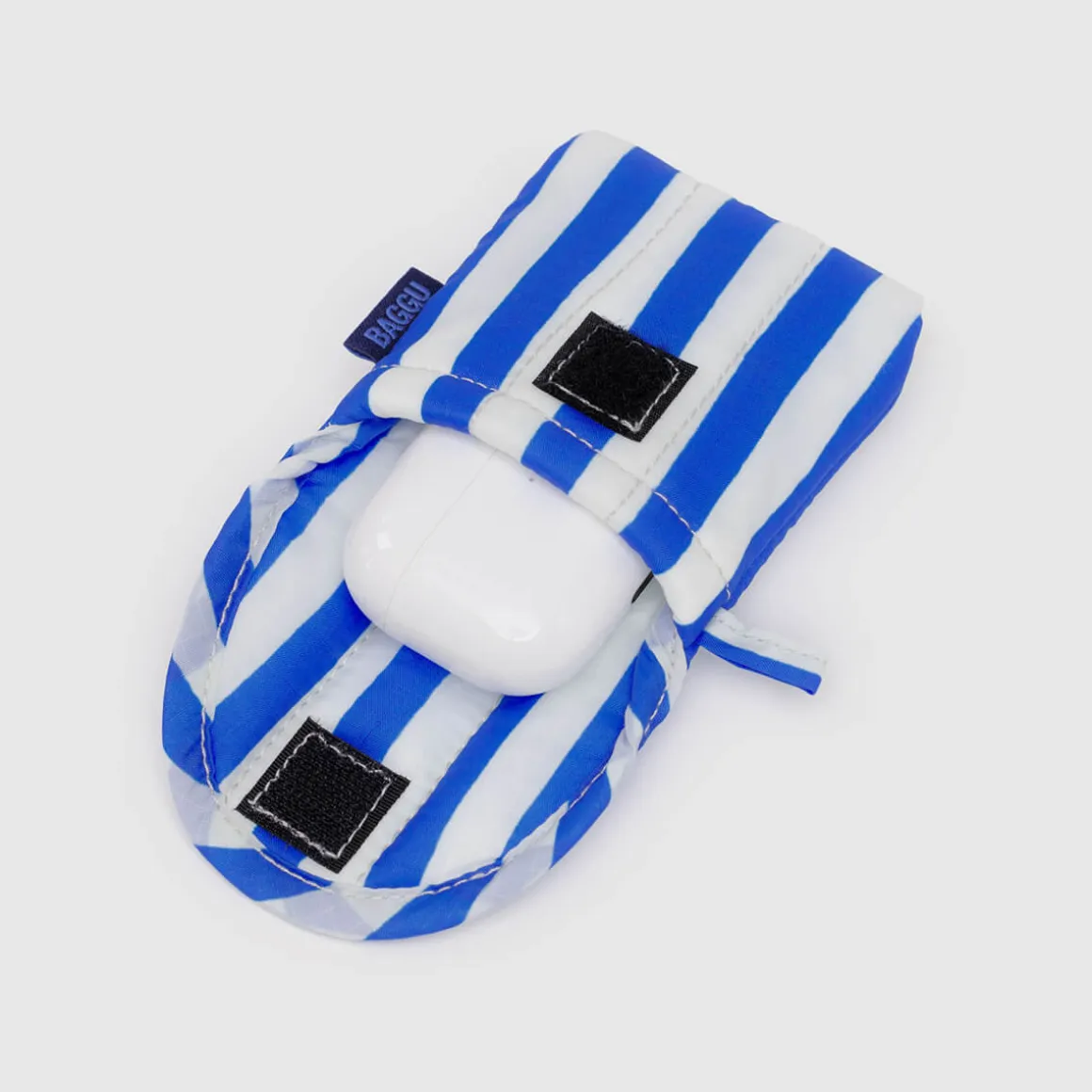 Puffy Earbuds Case in Blue Painted Stripe by Baggu