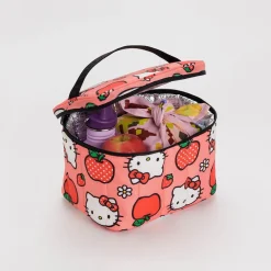 Puffy Lunch Bag in Hello Kitty Apple by Baggu