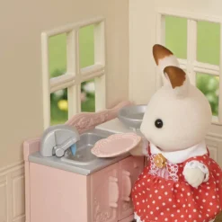 Red Roof Cosy Cottage by Sylvanian Families
