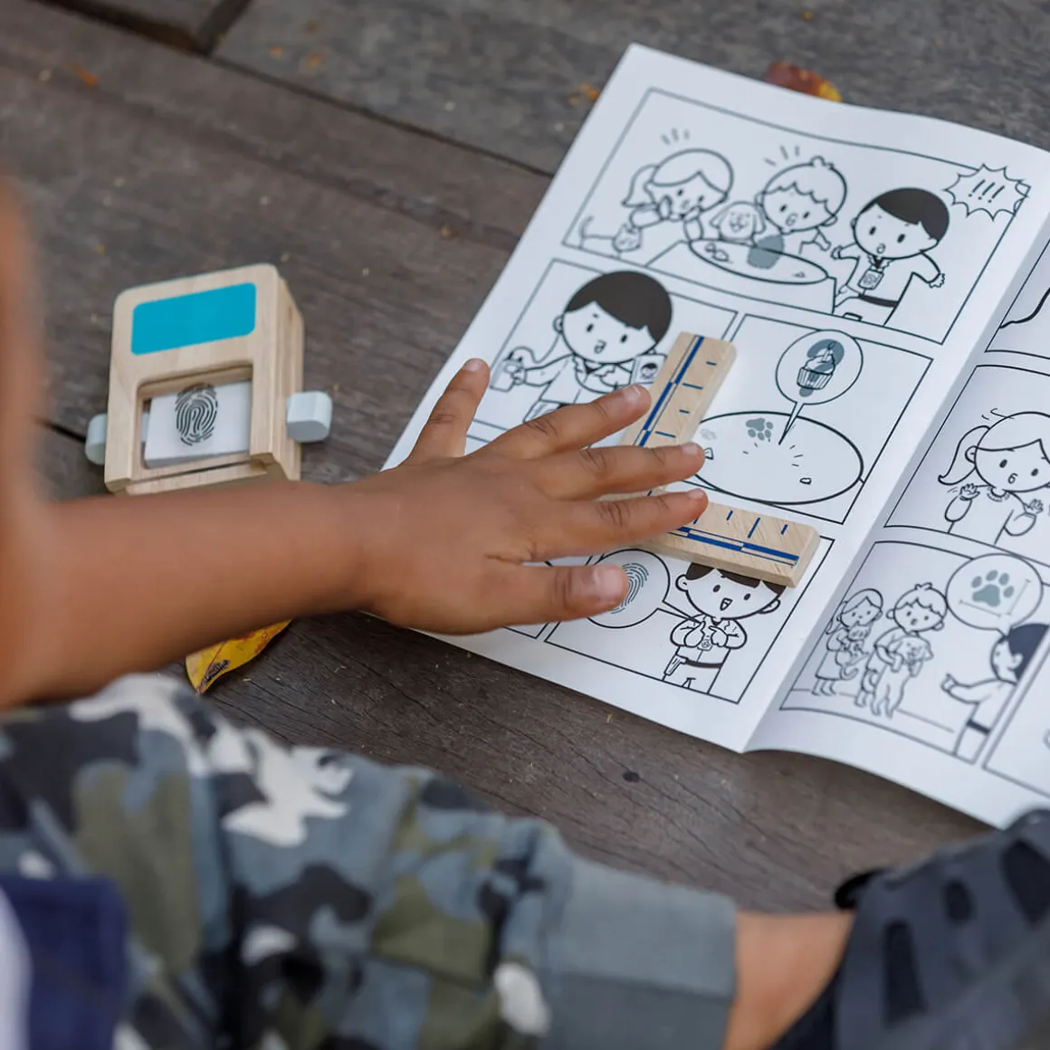 Secret Agent Play Set by PlanToys