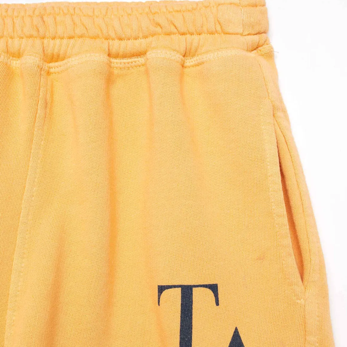 Shorts nº04 in Apricot Cream by True Artist