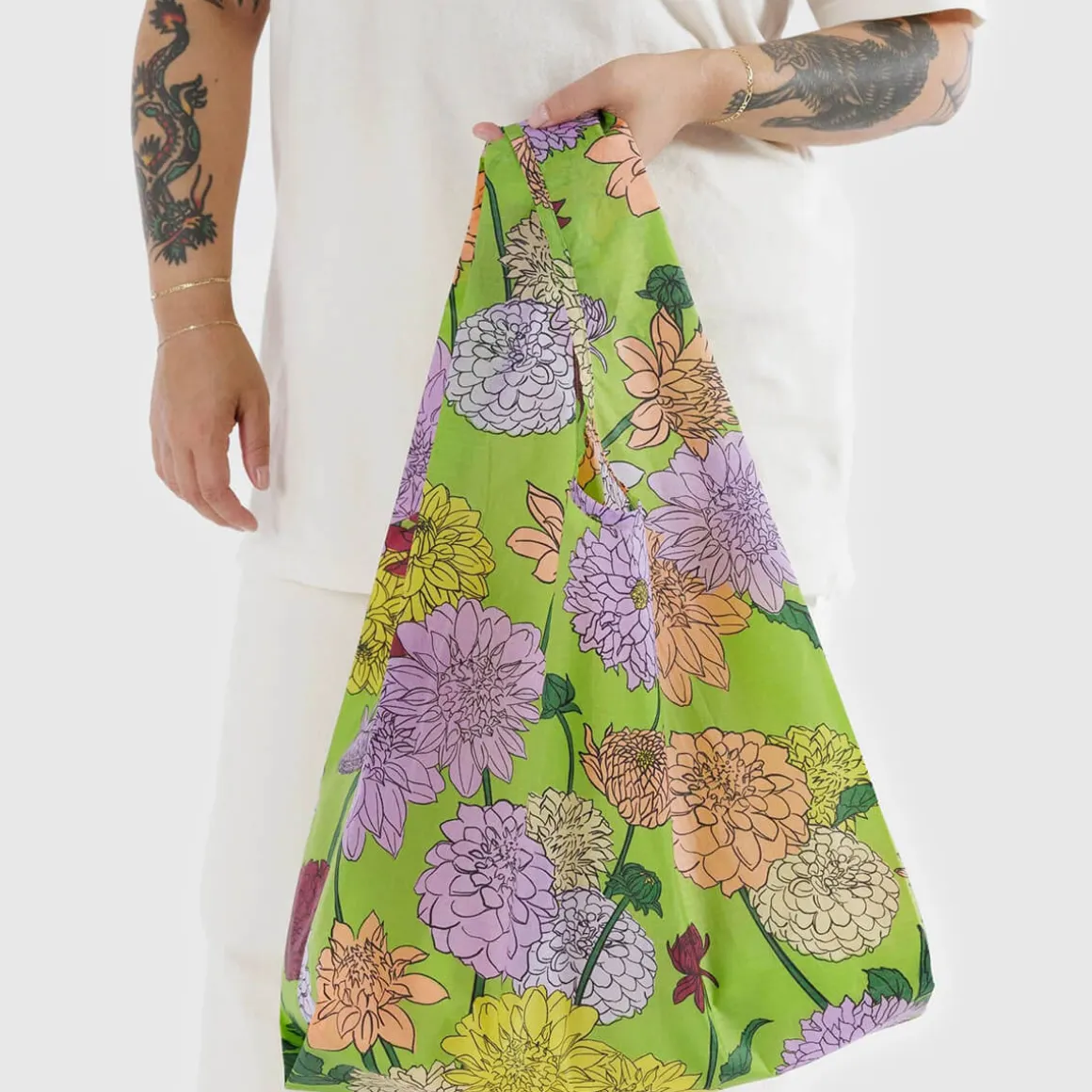 Standard Bag in Dahlia by Baggu