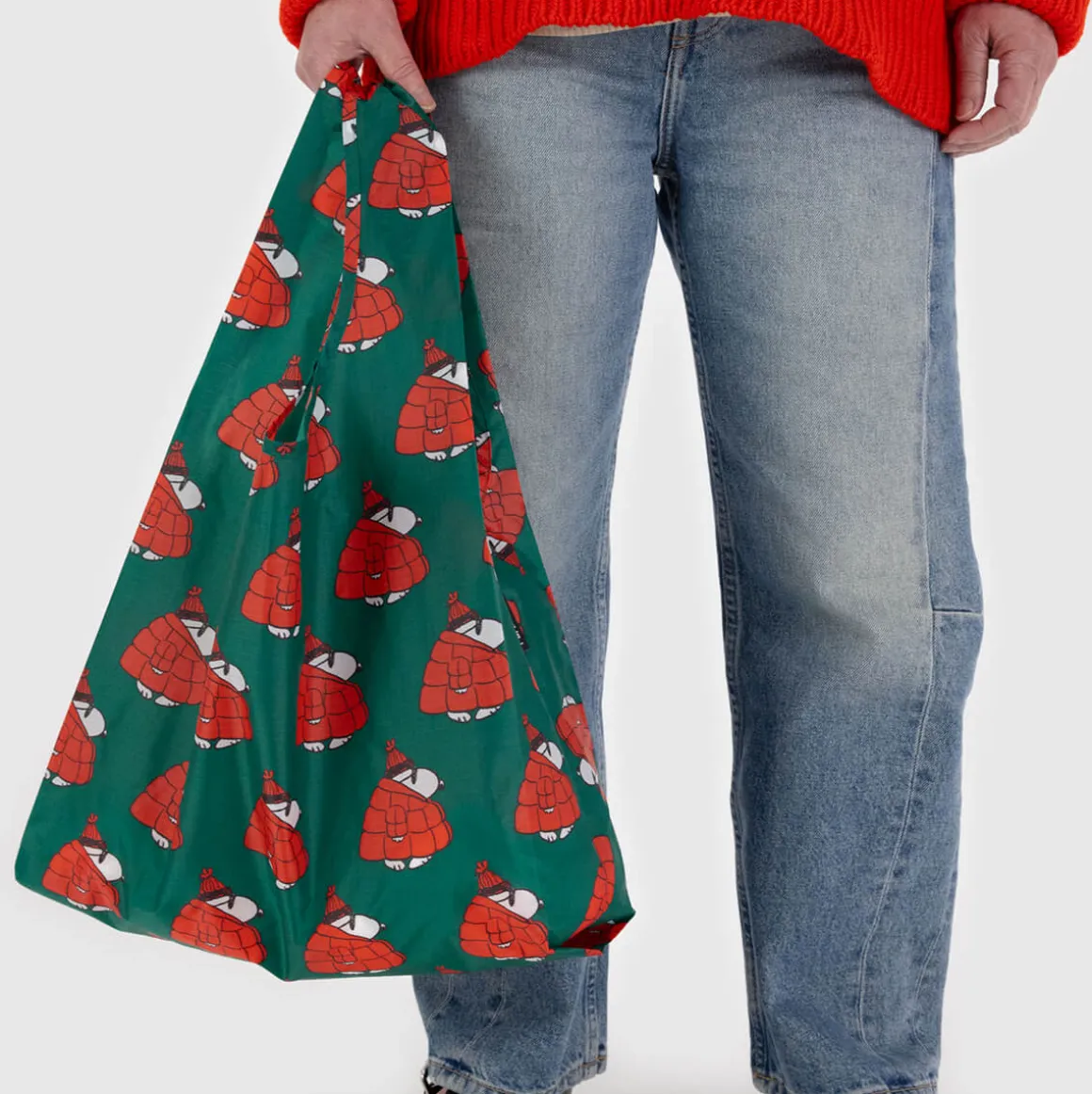 Standard Bag in Puffer Snoopy Red by Baggu