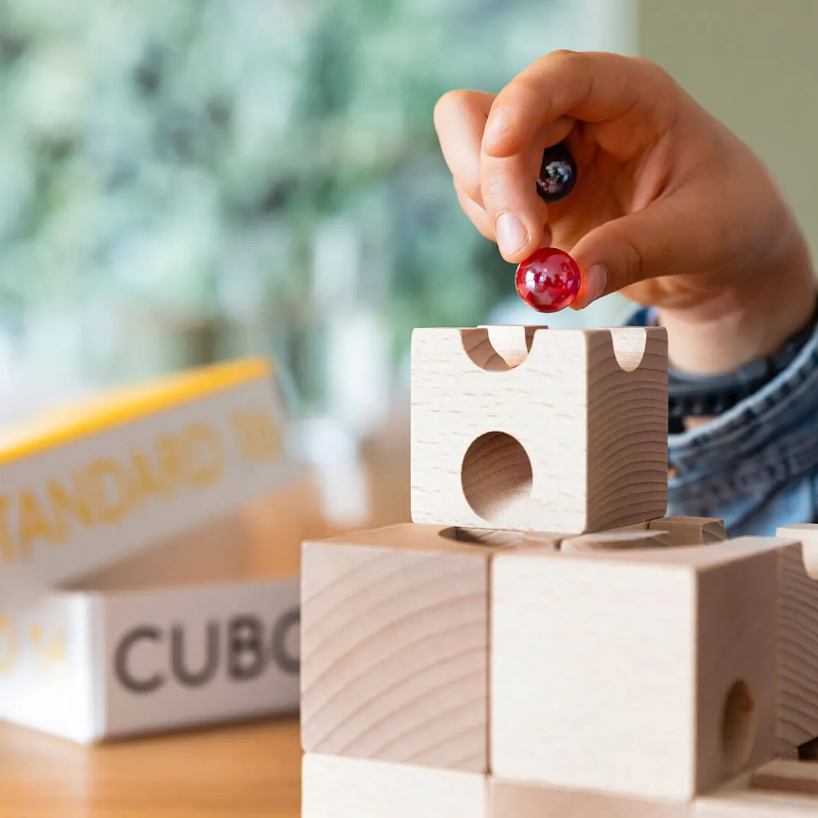 Standard 16 Marble Run Set by Cuboro