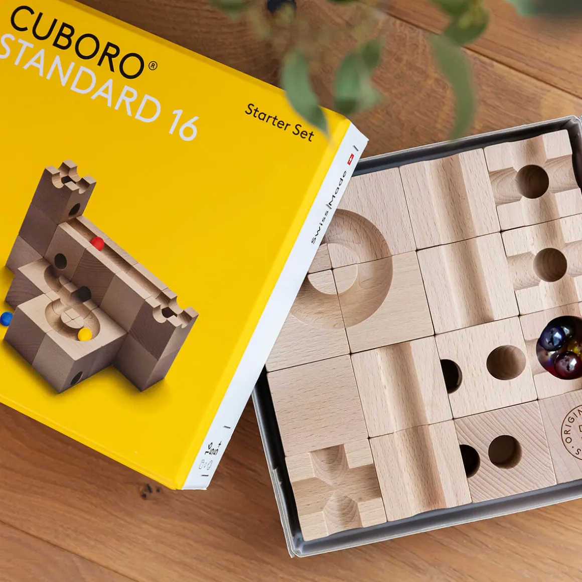 Standard 16 Marble Run Set by Cuboro