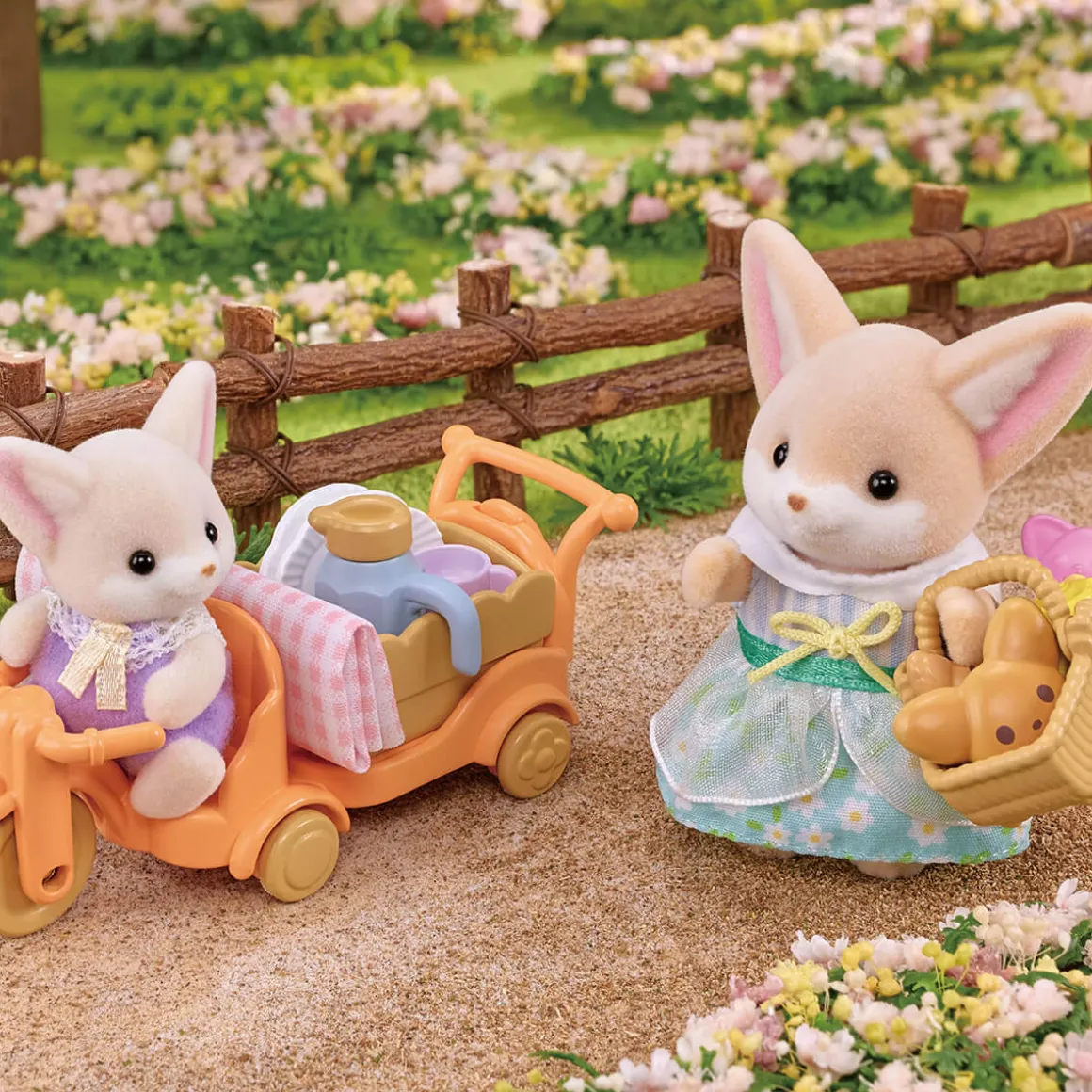 Sunny Picnic Set by Sylvanian Families