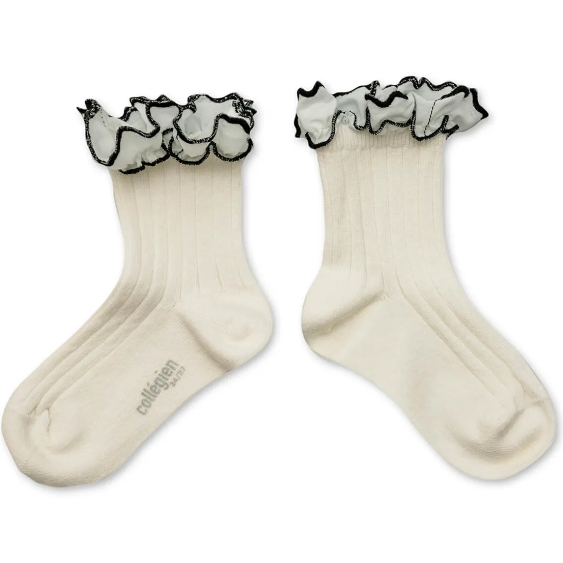 Suzanne Rick-Rack Ruffle Trim Ribbed Ankle Socks in Blanc Neige by Collegien