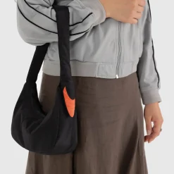 Swan Bag in Black by Baggu