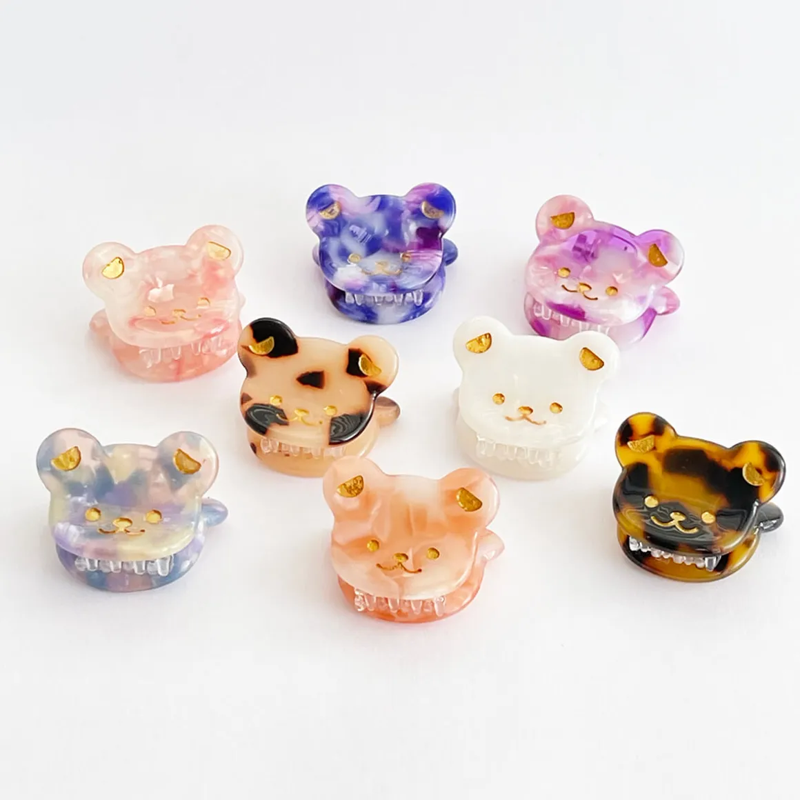 Teddy Mini Hair Claw in Various Colours by Hello Sakura