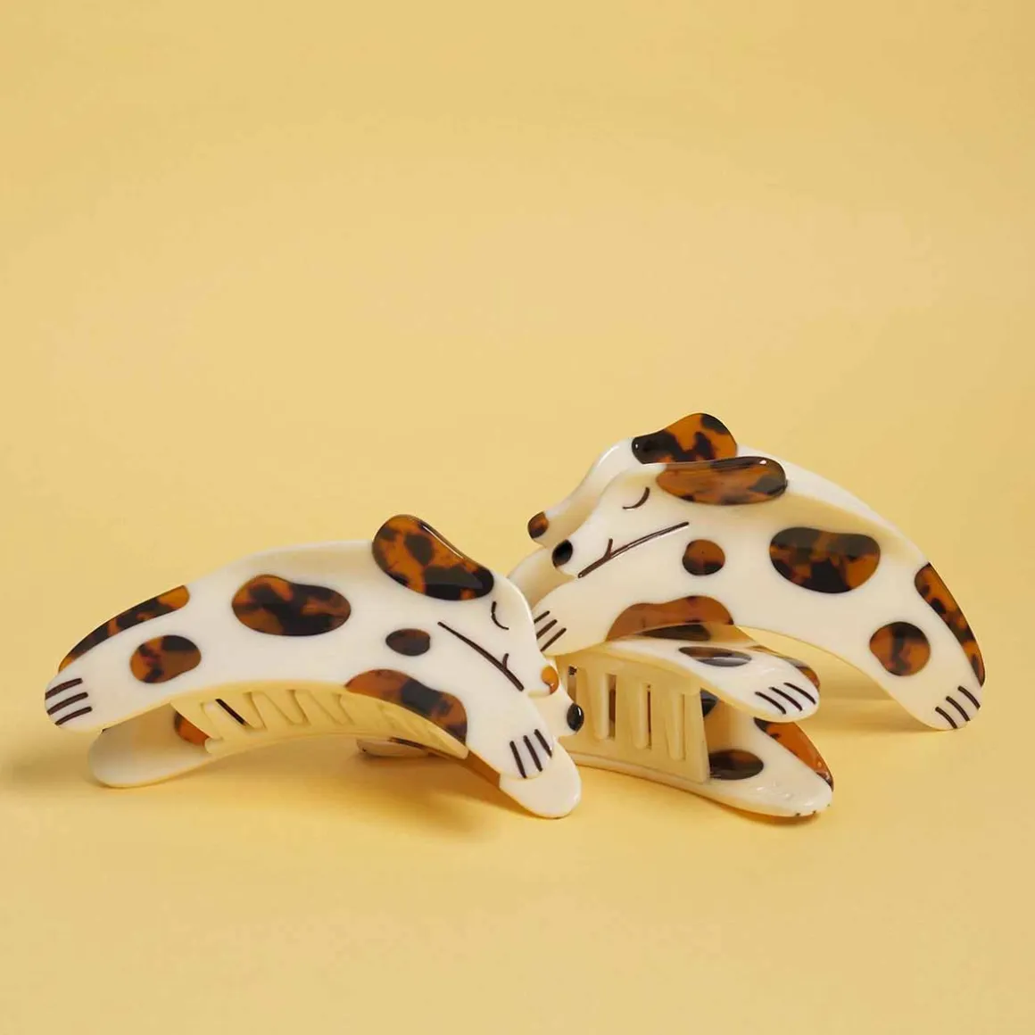 Tortie Puppy Hair Claw by Winona Irene