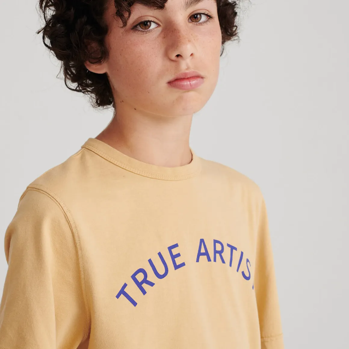 T-Shirt nº05 in Caramel by True Artist