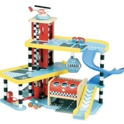 Vilacity Wooden Parking Garage by Vilac