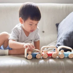 Vroom Truck by PlanToys