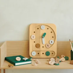 Yelena Toy Clock in Hunter Green by Liewood